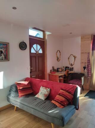 Appart ds maison au calme- 15' Annecy / 30' Genève Villy-le-Pelloux Esterno foto
